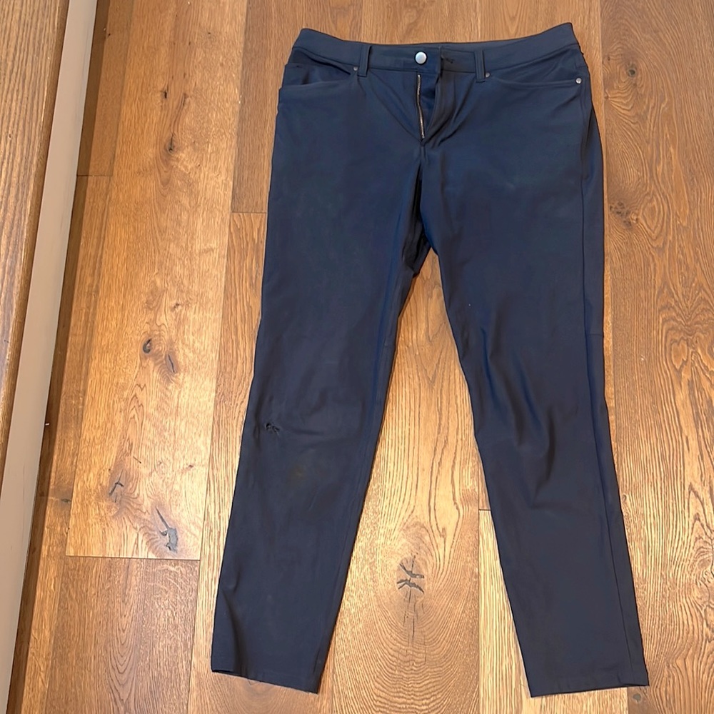 Lululemon Men’s ABC Pants 34 waist Navy Blue - small rip in knee